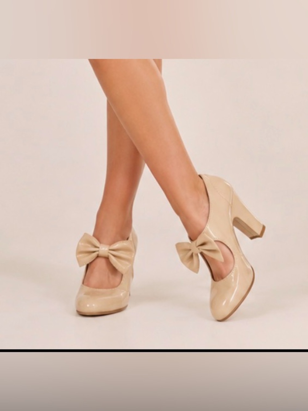 Kensie Patent Bow Block Heel Pumps in Nude